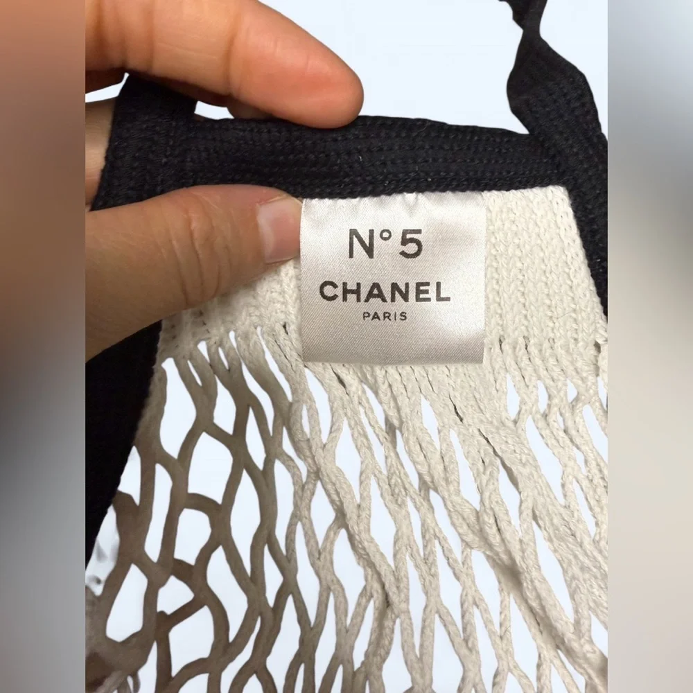 Elegant White Mesh Chanel Perfume Tote - Picture 3 of 6